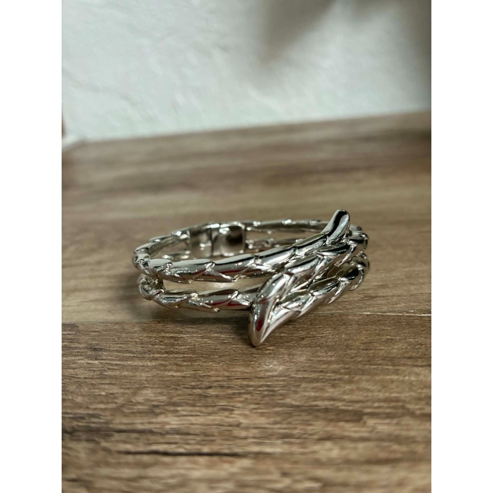 Crown Trifari Silver tone leaf feather clamper style abstract bracelet vintage